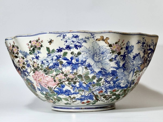 Seto-Yokohama Ware Large Bowl with Painted Birds and Flowers - SS+